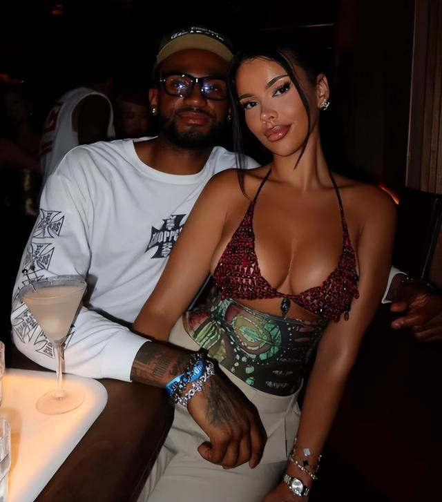 亚历山大·沃克单场36分创队史三分纪录 老鹰惜败