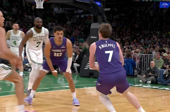 新秀克尼普尔低迷难救主，弗拉格爆发领跑最佳