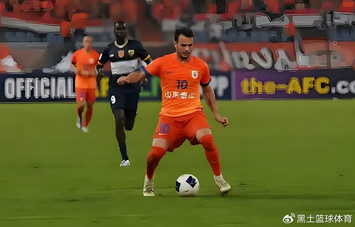 瓦科绝杀救主 彭逸翔引期待 鲁能中超突围关键战