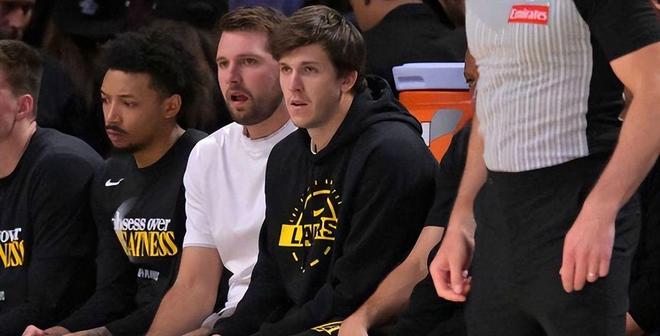 湖人残阵力克火箭，詹姆斯逆境救主助球队3-0夺